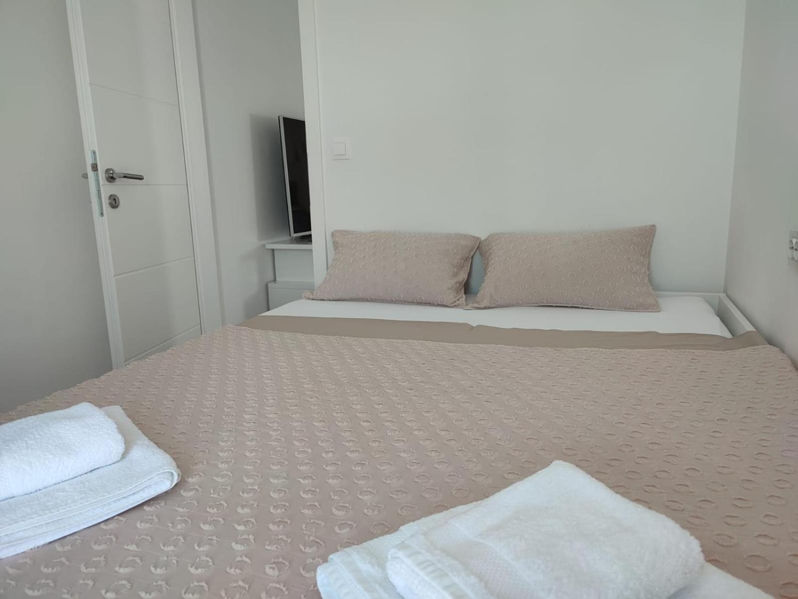 Apartment Sunrise Mandre Exterior foto